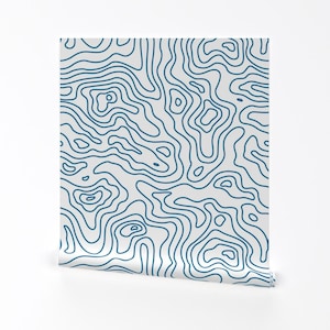 Topographische Tapete - Dunkelblaue und weiße Wellenhöhe Topographie Von Furbuddy - Individuell bedruckte klebende Tapetenrolle von Spoonflower
