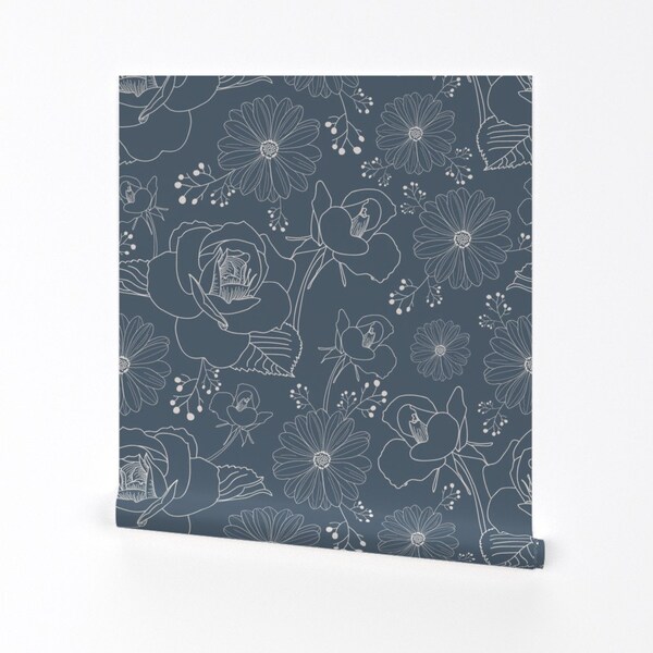 Papel pintado floral - Floral neutro azul y blanco de Dawsurfacedesign -Rollo de papel pintado autoadhesivo extraíble Misty Blue Peony de Spoonflower