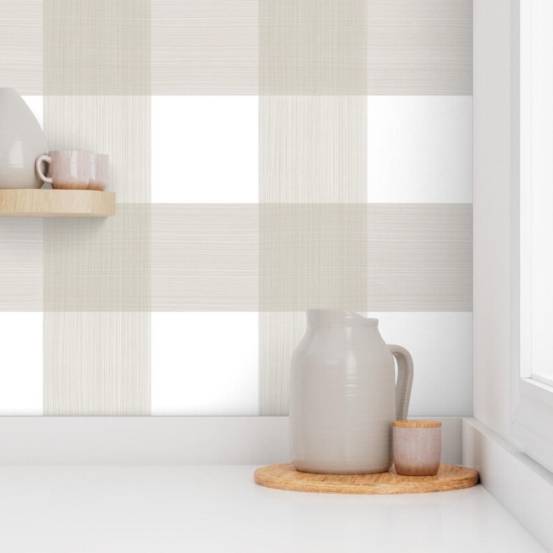Behang met buffelruitpatroon - Putty 6" Buffalo Plaid van Danika Herrick - Op maat bedrukte, verwijderbare, zelfklevende behangrol van Spoonflower afbeelding 7