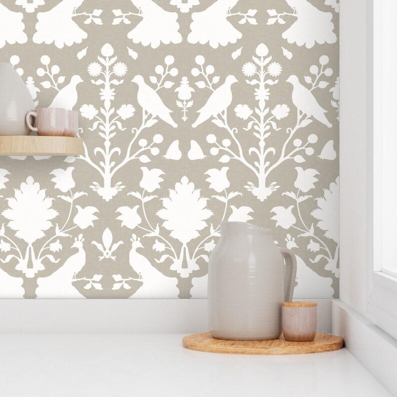 Påfågelstapet - Revere Pewter Oiseaux av Willowlanetextiles - Fågeltryckt avtagbar självhäftande tapetrulle av Spoonflower bild 7