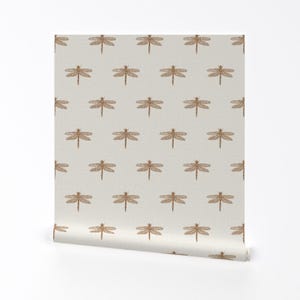 Carta da parati Dragonflies - Copper Dragonflies Bone White di Erin Kendal - Rotolo di carta da parati autoadesiva rimovibile con stampa personalizzata di Spoonflower