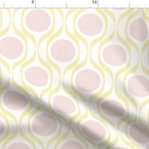 May include: A seamless pattern featuring pink and yellow circles on a white background. The circles are arranged in a repeating pattern of wavy lines.