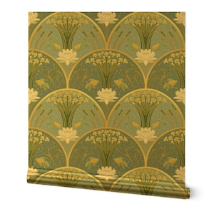 Jugendstil Tapete in Gold oder Silber - Goldfischteich von marjorie_howe - Lotus Lily Flower Goldfisch Tapetenrolle von Spoonflower