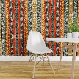 Carta da parati Africa - Africa Inspired By Floramoon - Carta da parati autoadesiva rimovibile personalizzata con strisce rosse Africa di Spoonflower