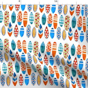 May include: A seamless pattern featuring colourful watercolour surfboards with geometric designs. The surfboards are arranged in rows on a white background.