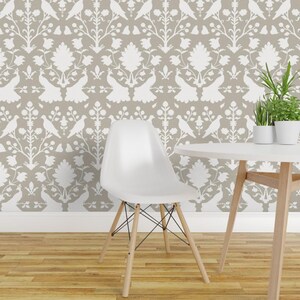 Påfågelstapet - Revere Pewter Oiseaux av Willowlanetextiles - Fågeltryckt avtagbar självhäftande tapetrulle av Spoonflower bild 1