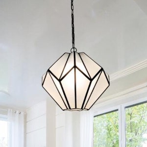 Milky glass light, Lampe en verre laiteux/lampe marocaine/lanterne marocaine/suspension marocaine, plafonnier en laiton, lampe suspendue