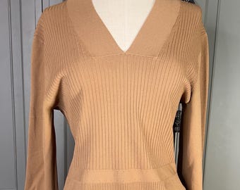 BCBG/Max Azria lightweight fine gauge knit sweater Size Large