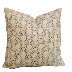 Soane Pineapple Silhouette – Navy – Ivory Linen/Made to Order pillow cover