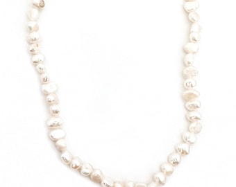 Rachel Pearl Necklace