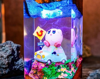Lámpara de resina Kirby Adventure: luz nocturna LED hecha a mano, decoración para habitación gamer, adorable lámpara de anime, regalo para ella, decoración kawaii coleccionable.