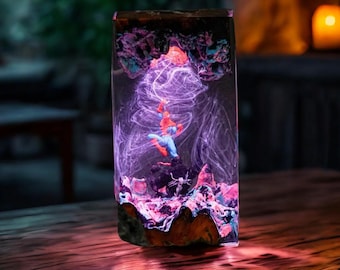 Spideman Hero vs Venom Resin Lamp – Handmade LED Diorama Night Light | Superhero Desk Decor | Comic Gift for Him | Spider Battle Scene