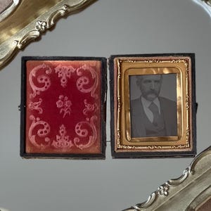 Antique Gentleman Ambrotype with Glass in Split Case