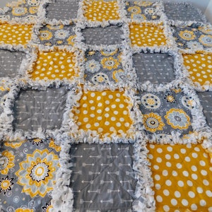 Yellow Gray White Blanket Flowers Dots Arrows Baby Girl Rag Quilt Blanket Stroller Crib Rag Blanket Baby Girl Shower Gift