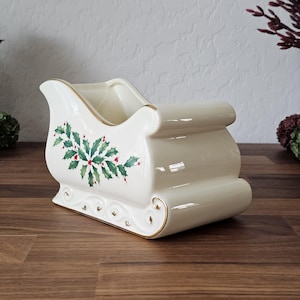 Lenox Ceramic Sleigh Candy Dish, Holly Berry Pattern, Nut Bowl or Snack Dish, Christmas Gift, Christmas Decor