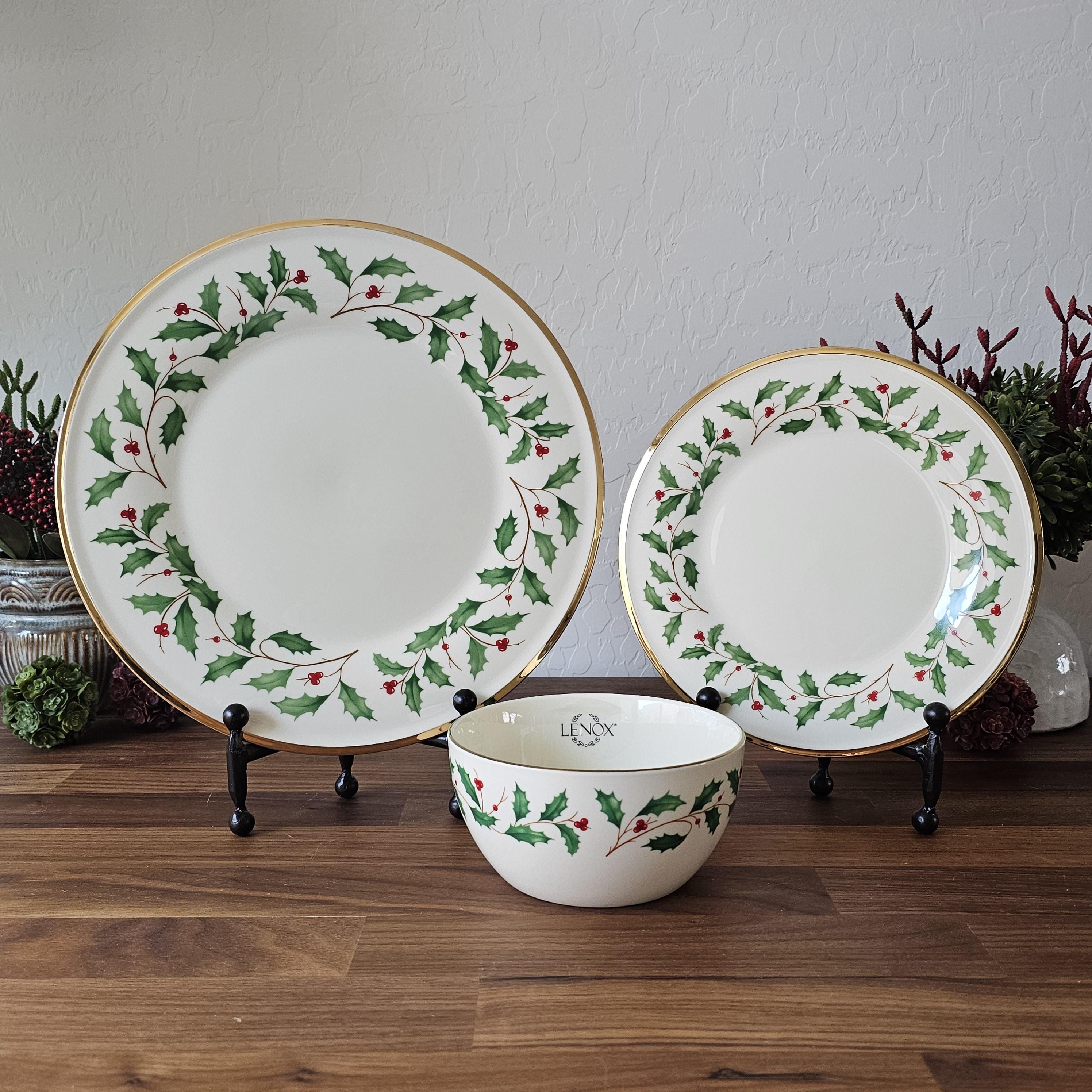 Lenox holiday dinner plates hotsell