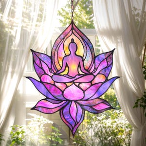 Faux gebrandschilderd glas acryl Suncatcher - Lotus Pose venster hangend - Spiritueel Zen Decor - Zen-meditatie cadeau voor yogaliefhebbers