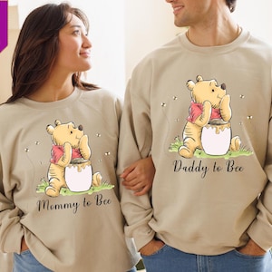 Mommy To Bee Sweatshirt,Disney Pooh Mommy Sweatshirt, Pregnancy Reveal Sweatshirt,Custom Mom Shirt, Mama Shirt,New Mom Gift, New Mama Shirt