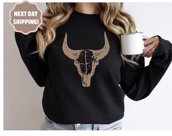 Bull Skull Sweatshirt, Cowgirl Shirt, Cowgirl Sweatshirt, Western Shirt, Rodeo Shirt, Country Shirt, Cowgirl Gift,Cowboy Rodeo Shirt,Western
