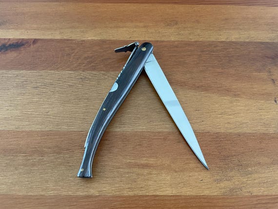 4.7 in. Estilete / Stiletto Spanish Navaja Pocket Knife Wenge Handle Light and Sharp