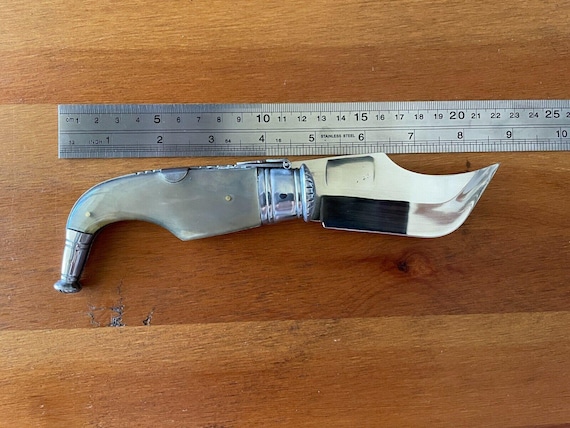 3.5" Spanish Navaja Pocket Knife Bull Horn Scales - Lengua Vaca (cow's tongue)