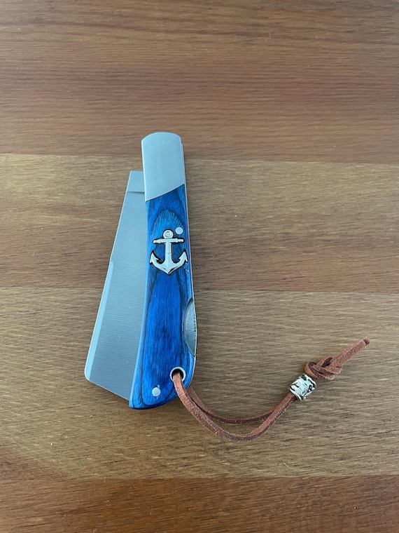 3.15" Cut Tip Navaja Pocket Knife Sailor / Marinera Blue Wood Handle