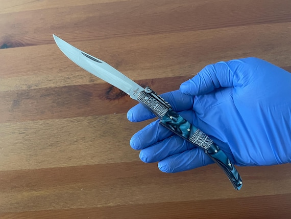 4.3" Arabian Style Navaja with Ratchet Pocket Knife Black and Blue Acrylic Scales