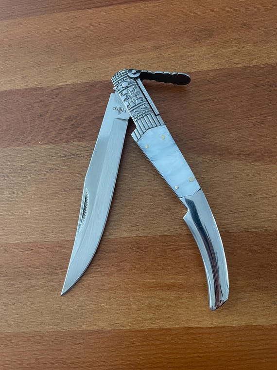 5.1" Arabian Style Navaja with Ratchet Pocket Knife White Acrylic Scales - Spain