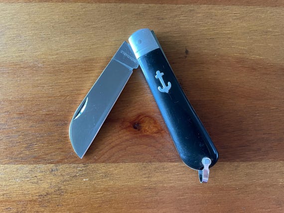 3.14" Sailor Pocket Knife Parrot Tip Plastic Handle Ships from USA Made in Spain