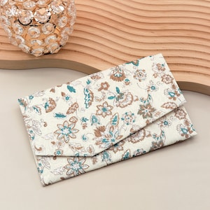 Japanischer Magnetbeutel Floral Paisley Elfenbeintöne Handgefertigter Beutel Elegante Brieftasche & Kartenetui Stoffbeutel, Made In Japan