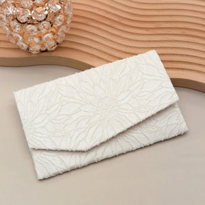 Japanischer Magnetbeutel Chrysantheme Weißtöne Handgefertigter Beutel Elegante Brieftasche & Kartenetui Stoffbeutel, Made In Japan