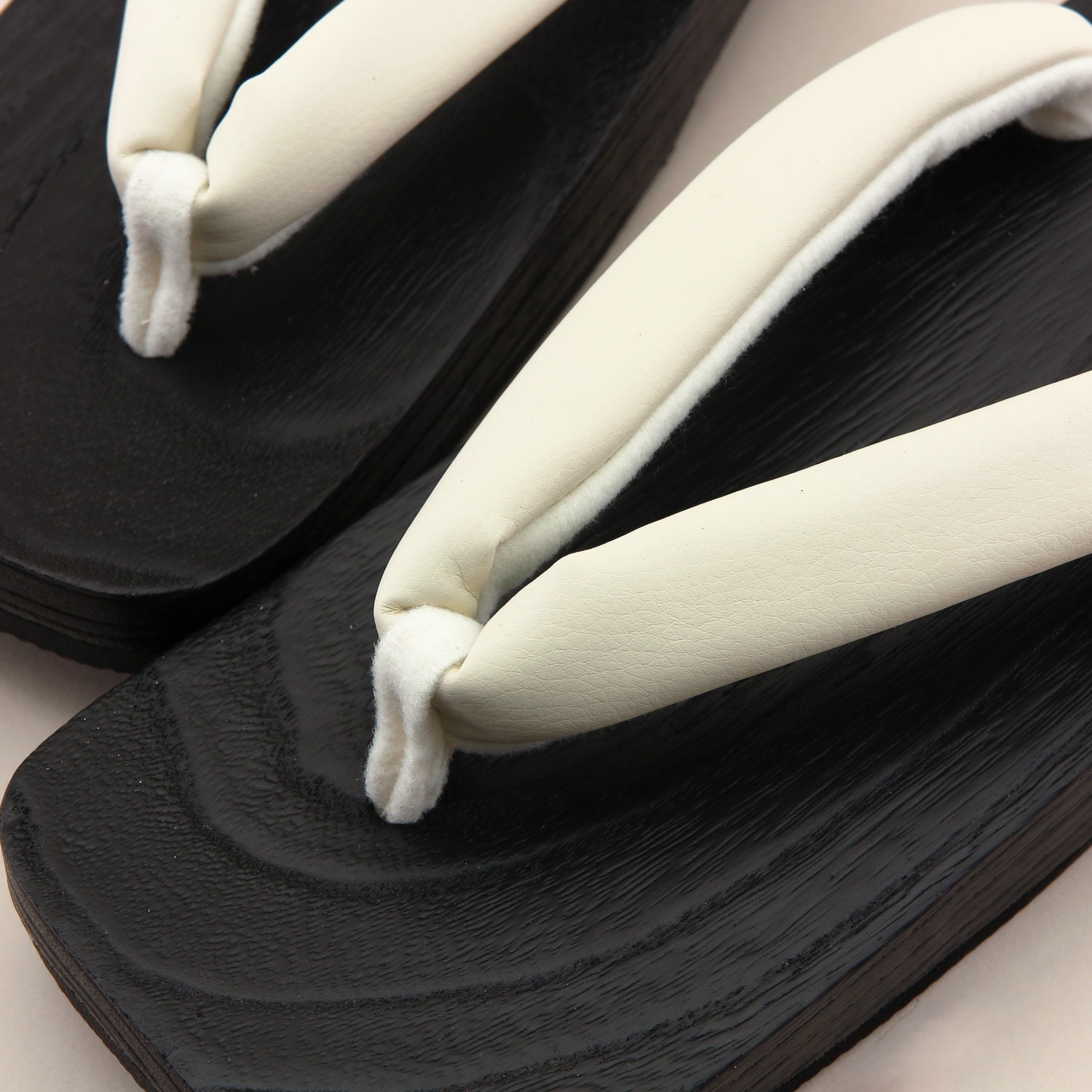 Japanese Wooden Geta Plain Ivory Tones Kimono Clothing Shoes