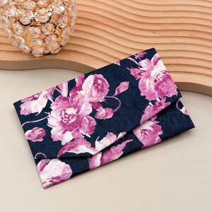 Japanischer Magnetbeutel Florale Marinetöne Handgemachter Beutel Elegante Brieftasche & Kartenetui Stoffbeutel, Made In Japan