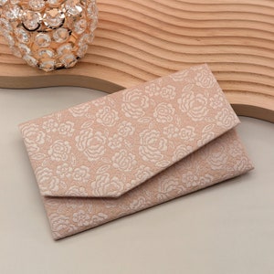 Japanischer Magnetbeutel Rose Beige-Töne Handgefertigter Beutel Elegante Brieftasche & Kartenetui Stoffbeutel, Made In Japan
