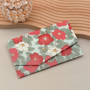 Japanischer Magnetbeutel Camellia Mehrfarbiger handgefertigter Beutel Elegante Brieftasche & Kartenetui Stoffbeutel, Made in Japan
