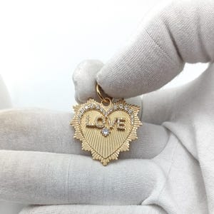 14K gouden diamanten harthangerketting: sierlijk Sunburst-medaillon