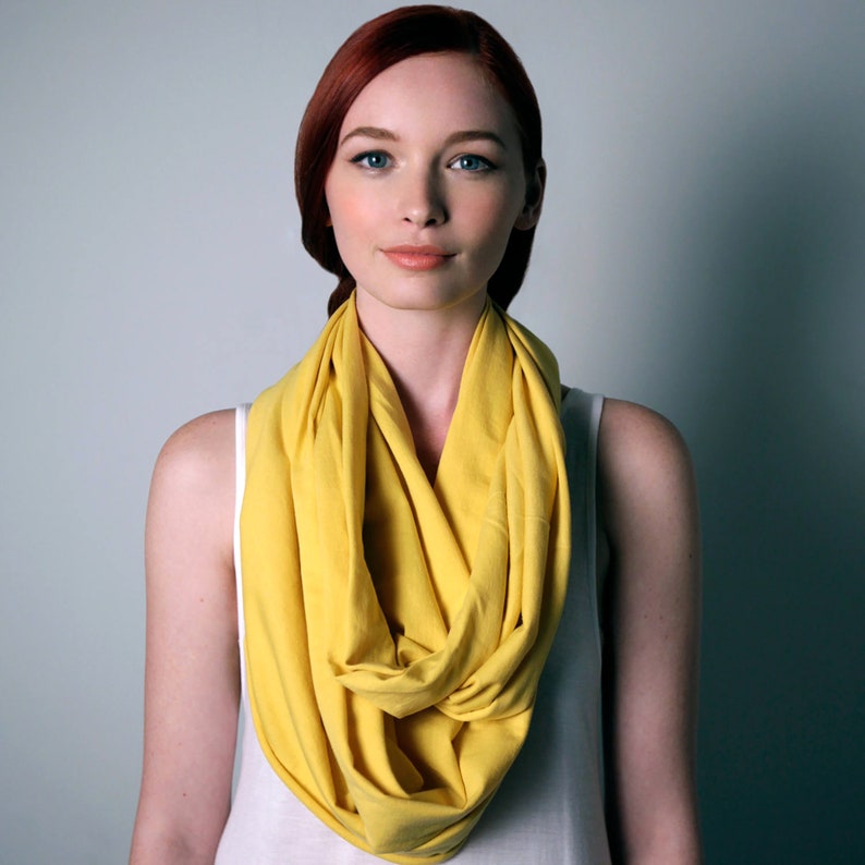 Red Scarf / Chunky Red Circle Scarf / Women Gift for Her / Mom Etsy