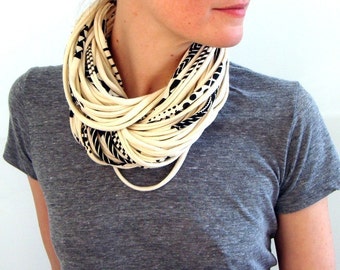 Cream White Black Scarf / Mom Gift for Wife / Personalized Gift for Women / Scarf Necklace / Infinity Scarf / Bohemian Jewelry / Necklush