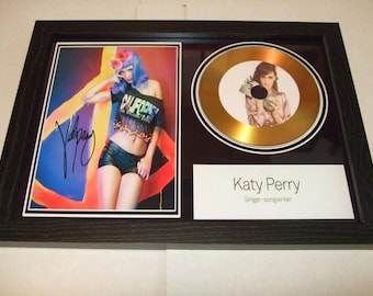 katy perry signed  photo mount