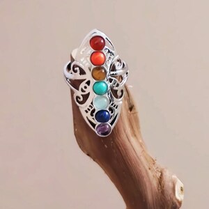 Zeven chakra-ring, chakra-ringstenen, helende chakra-ring, kristallen ring, natuurlijke chakra-stenen, verstelbare zilveren ring