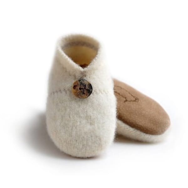 Baby Shoes, Toddler Slippers, from Reclaimed Materials, size 12-24 months, Sleigh Ride