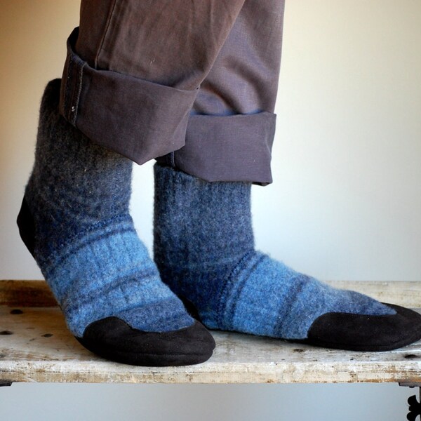 Mens Slipper Socks, Warm & Eco friendly, men size 10, women size 11, Evening Light