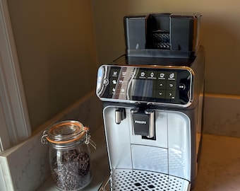 Philips 5500 bean container bean container provides 500 or 1000 grams of coffee beans capacity