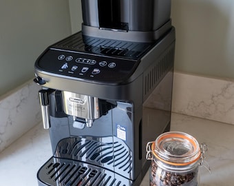 Handmade bean hopper attachment for De’Longhi Magnifica Evo increases capacity to 1kg – Designed & 3D printed by CoffeeGearStudio