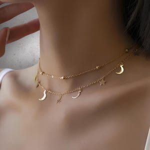 星と月のネックレス、レイヤードビーズ鎖骨ネックレス、ミニマリストジュエリー、レディースファッション、夏のカジュアルネックレス、バレンタインデーギフト
