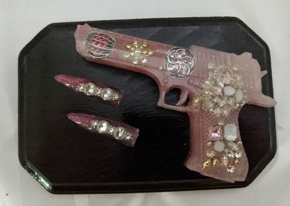 Rhinestone Art Resin Bling Pink Handgun Pistol & Bullets  display picture 1