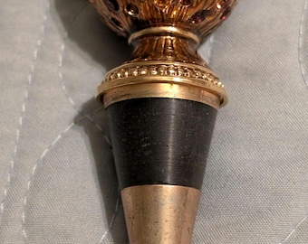 Rare Lalique France vintage crystal wine bottle stopper with embedded crystals circa 1970s with golden finish new w/o box