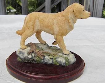 Vintage Golden Retriever Resin Dog on Wood Base Northumbria Collection made in England