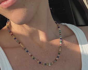 Mini collar multicolor + inicial de burbuja