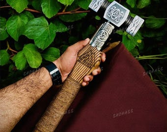 Vikinghamer Handgemaakt Scandinavisch middeleeuws verzamelobject met houten handvat Uniek cadeau voor hem Cosplay-displaystuk